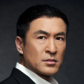 评《封神第一部》：构筑中国神话世界的瑰丽之光 2023-08-03 《封神第一部》大气磅礴出台令人惊讶，在神话题材小说的取材上别有创新，在史诗情态的表现上超越常态，在故事开启和延展的节点上不同寻常，在人物表现上耳目一新，构筑的中国神话的影像世界的确有出人意料的效果。